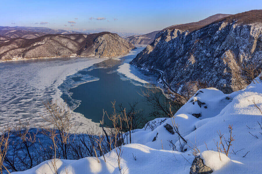 danube-gorges-in-winter-romania