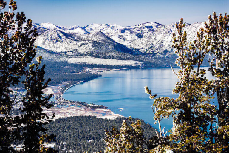 Does It Snow In Lake Tahoe