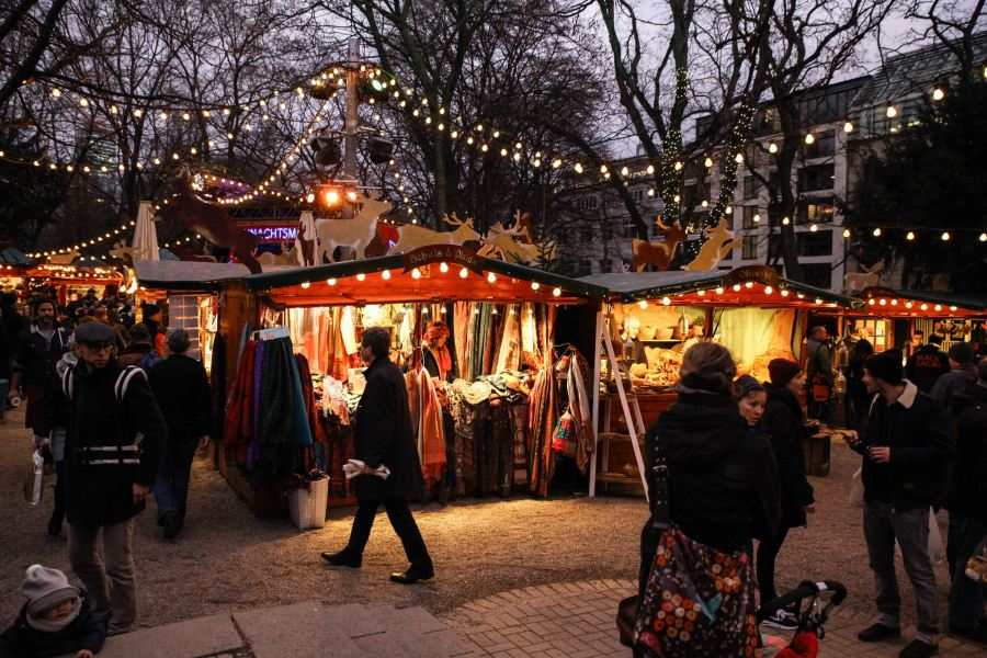 stadtgarten-christmas-markets-in-koln