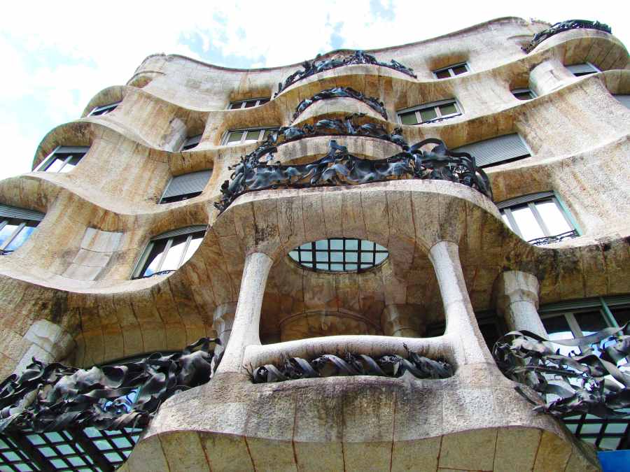 la-pedrera-casa-mila