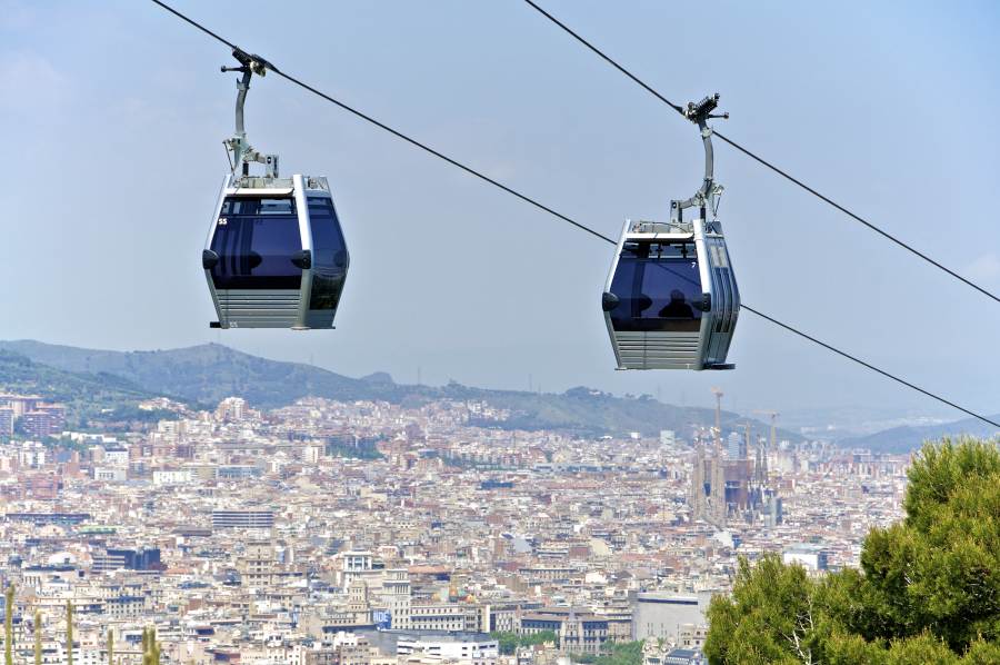 montjuic-cable-car-in-barcelona