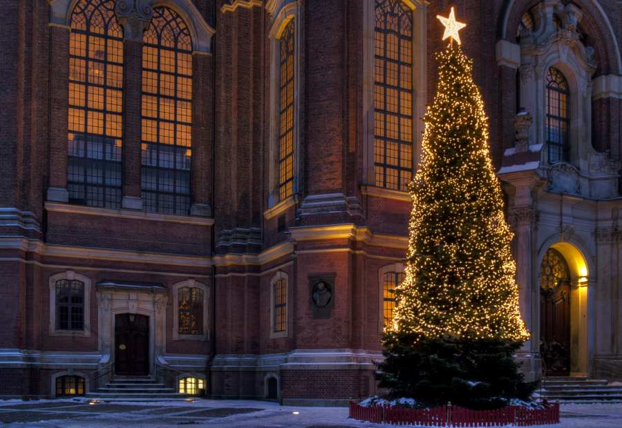 st-michael-church-christmas-markets