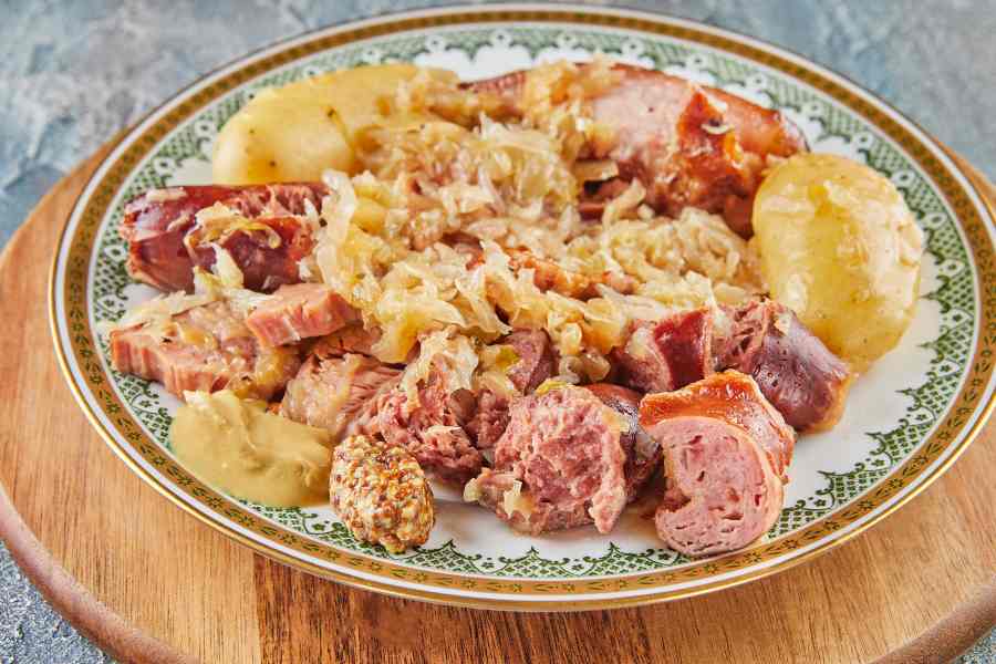 choucroute-garnie-foods-in-winter