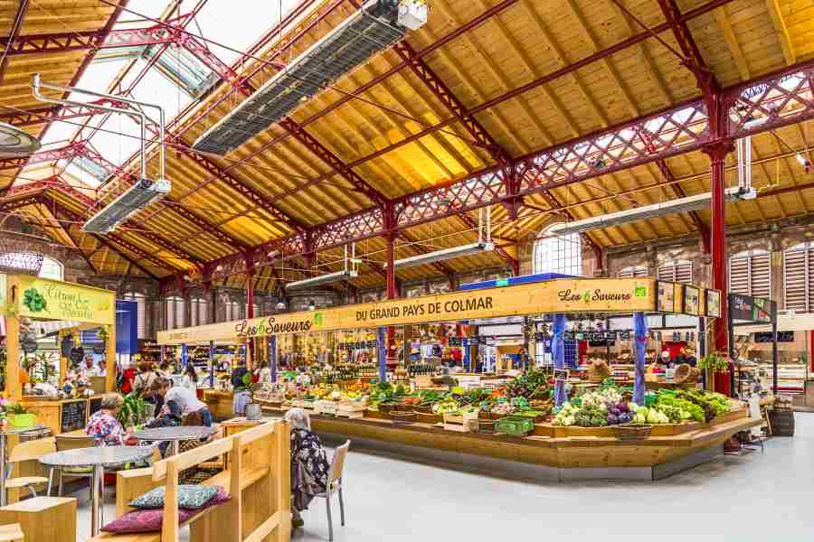 colmar-covered-market-in-winter