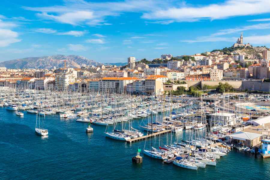 le-vieux-ports-in-marseille