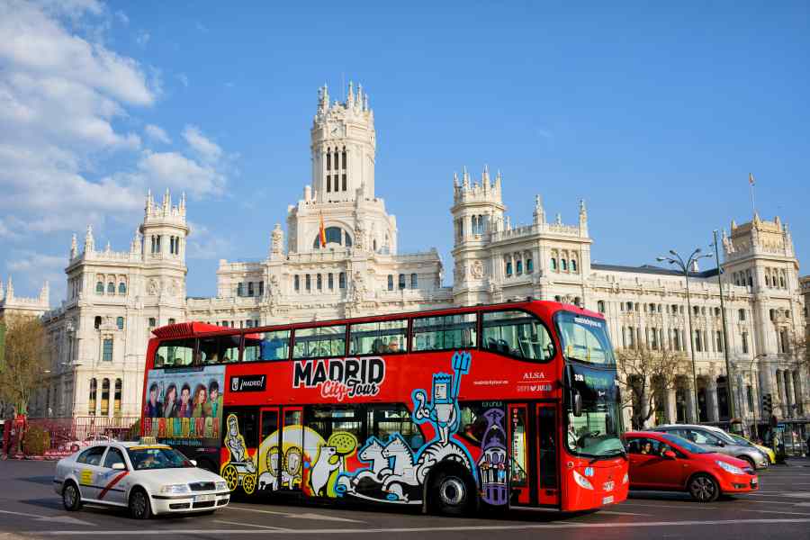 madrid-bus-tours-in-winter