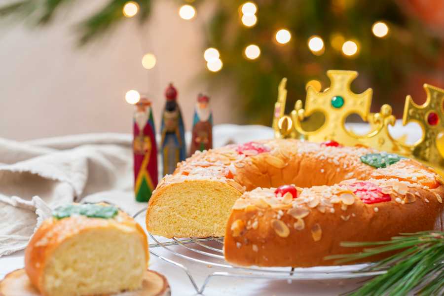 roscon-de-reyes-winter-foods