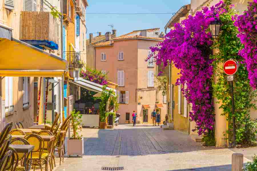 saint-tropez-france-in-winter