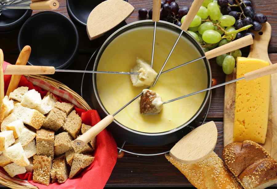 cheese-fondue-winter-foods