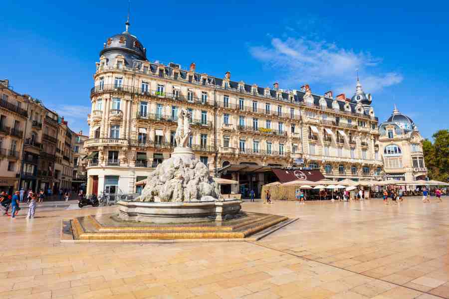 place-de-la-comedie-montpellier