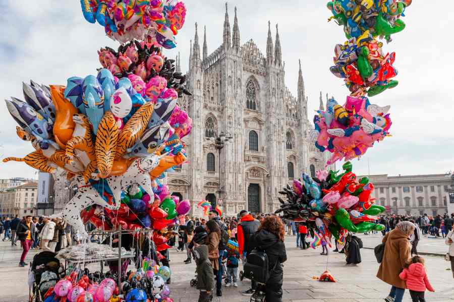 carnival-of-milan-in-winter